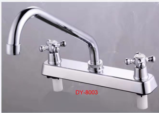 En stock transfronteriza de América del Sur grifo de agua caliente y fría pieza de cerámica doble interfaz de plástico grifo de la cocina a prueba de salpicaduras