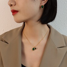 chocker绿玛瑙异形不规则吊坠项链 钛钢镀18K金 首饰套装小众项链
