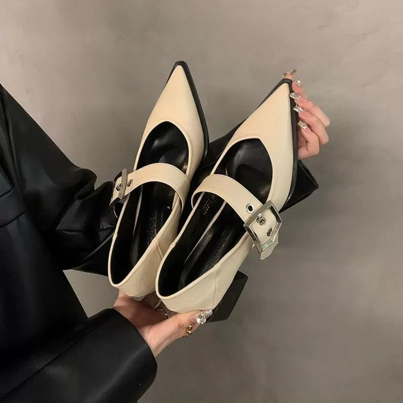 Корейская версия одиночных туфель Lefu Женская 2024 весна и осень новый британский стиль ретро остроконечный марин маленькие кожаные туфли Mary Jen толстые туфли на каблуках