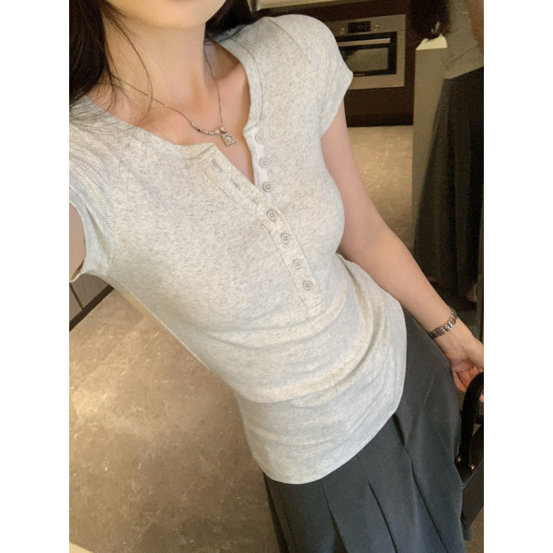 European-Style Spicy Girl Henley Collar White Slim-Fit Short-Sleeve T-Shirt for Women, Summer 2026 New Model, Elegant and Slimming Regular Shoulder Top