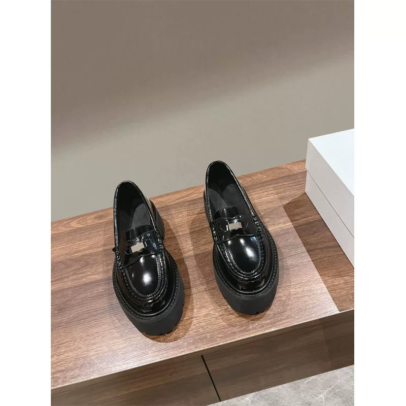 Лоферы, обувь платформа, модные универсальные туфли для кожаных обуви английский стиль, тренд сезона, британский стиль