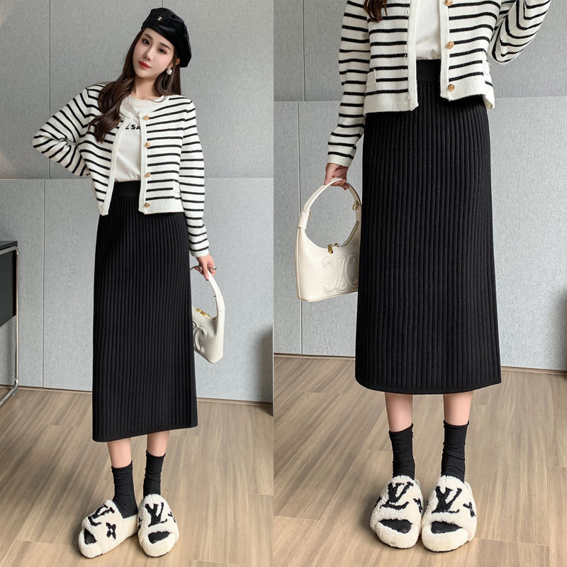 2025 New Autumn Knitted Hip-Hugging Skirt Mid-Length Women's Sweater High-Waist Slimming Look Over-The-Knee Slit Wool Skirt