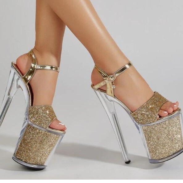 20cm Women's Shoes, Summer Style, Single Strap, Thin High Heels, European and American Transparent Sandals, Elegant and Fashionable Model Women's Shoes 20cm Women's Shoes, Summer Style, Single Strap, Thin High Heels, European and American Transparent Sandals, Elegant and Fashionable Model Women's Shoes