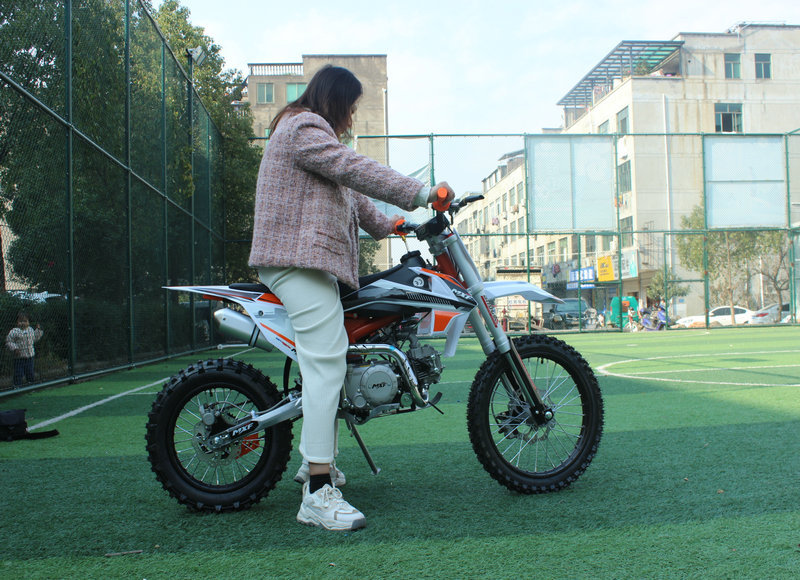 High Configuration Double Beam Off-Road Vehicle Mountain Motorcycle All Terrain Off-Road Motorcycle High Wasei Qiling K5 Off-Road