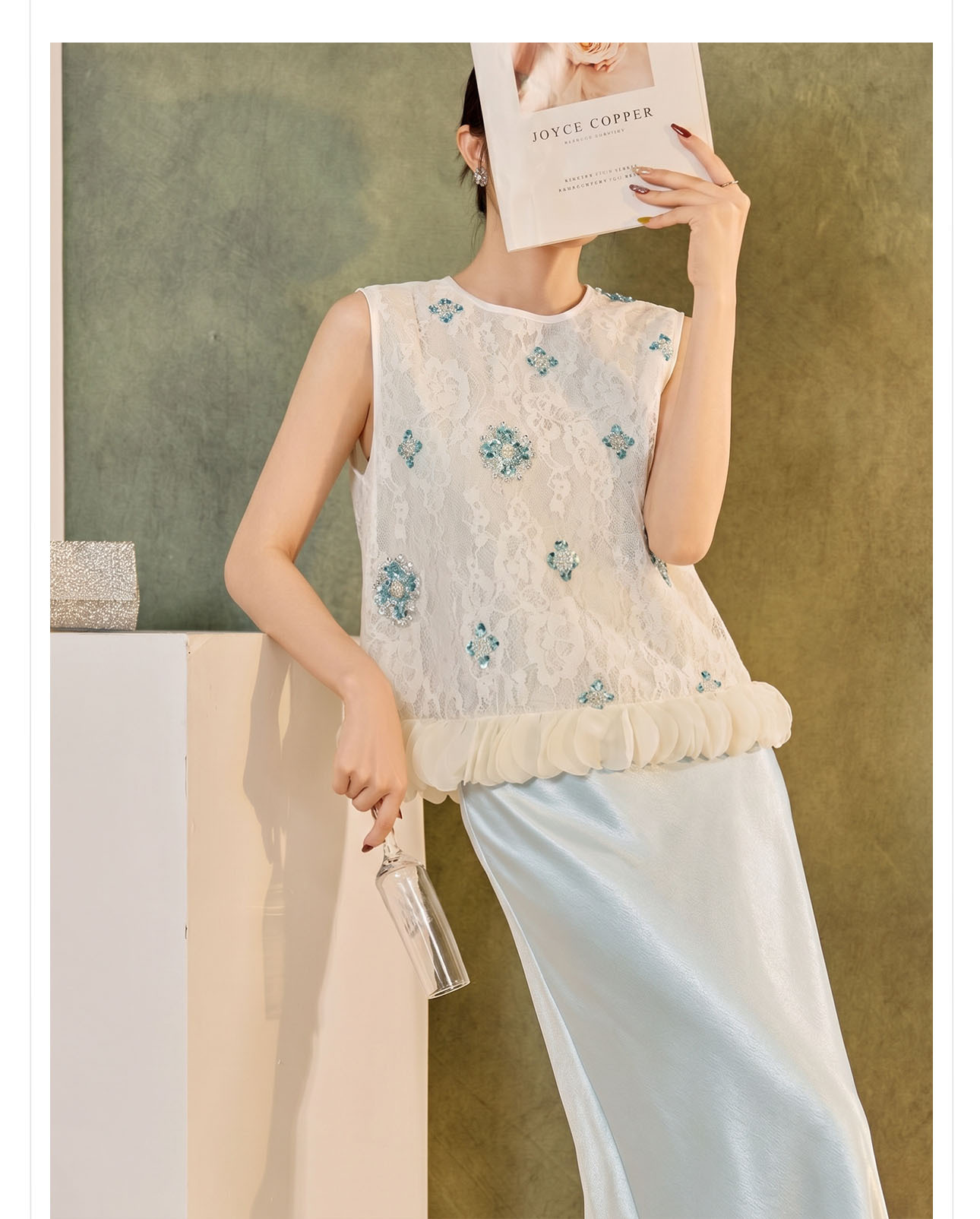 Bộ áo khoác gile thêu đính kết hợp chân váy midi phong cách Trung Hoa mới — bộ đồ, Trang chủ, Màu xanh nửa váy chi tiết 4