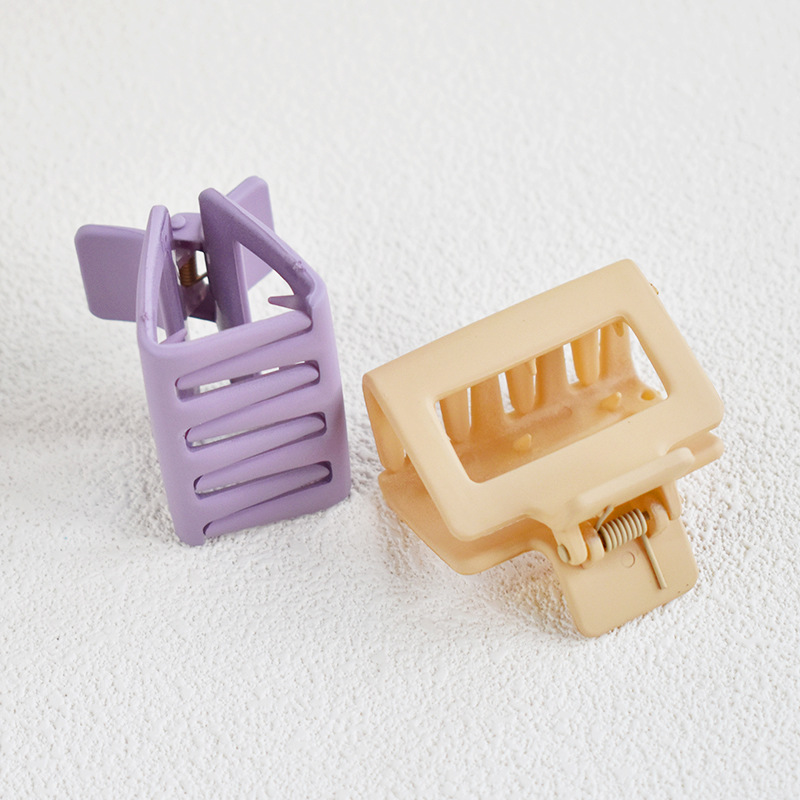Hair Claws Hair Accessories Type Simple Style Classic Style Solid Color Plastic Resin Stoving Varnish Hair Claws