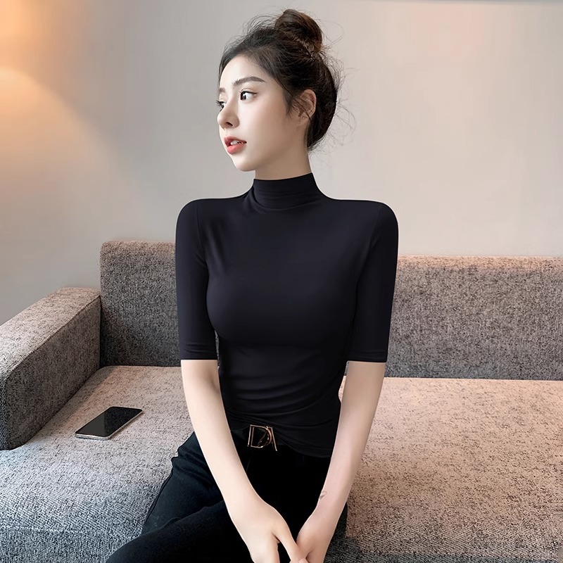 블랙 하프 터틀넥 7부소매