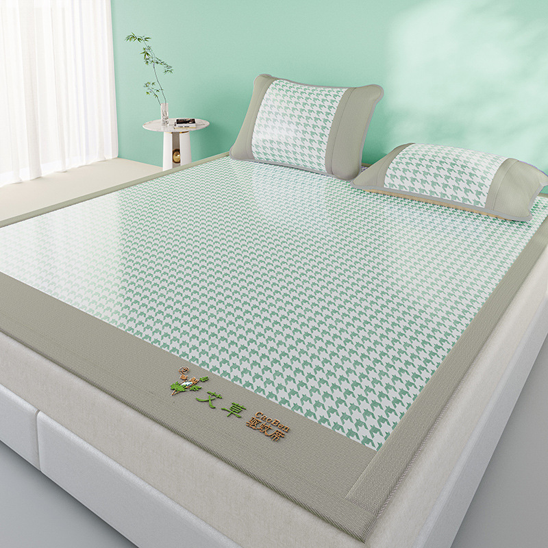 Nueva capa de cama de seda de hielo de verano de clase A 2025 nueva cubierta protectora de colchón todo incluido sábana cubierta de cama de tres piezas