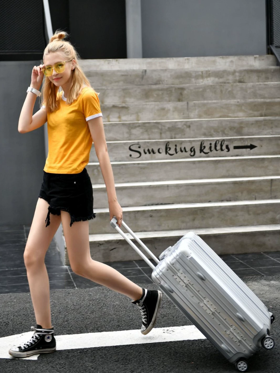 Aluminum Frame Suitcase, Universal 26-inch Hard-shell, Multiple Sizes & Finishes
