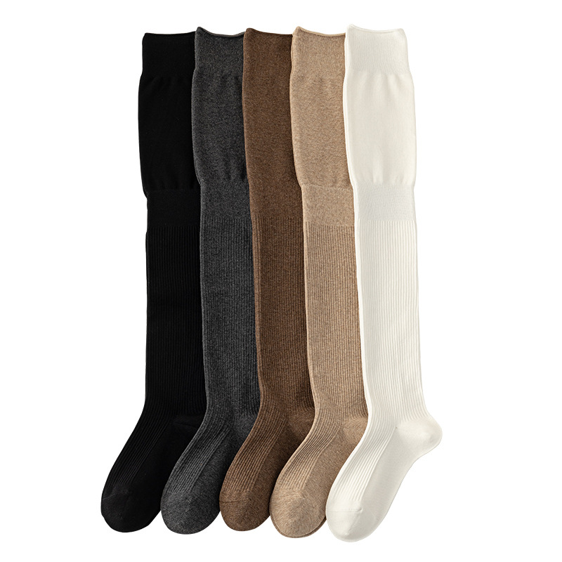 Calcetines de rodilla, calcetines de invierno, calcetines de muslos, calcetines de algodón caliente, calcetines antideslizantes, calcetines de mujer al por mayor.