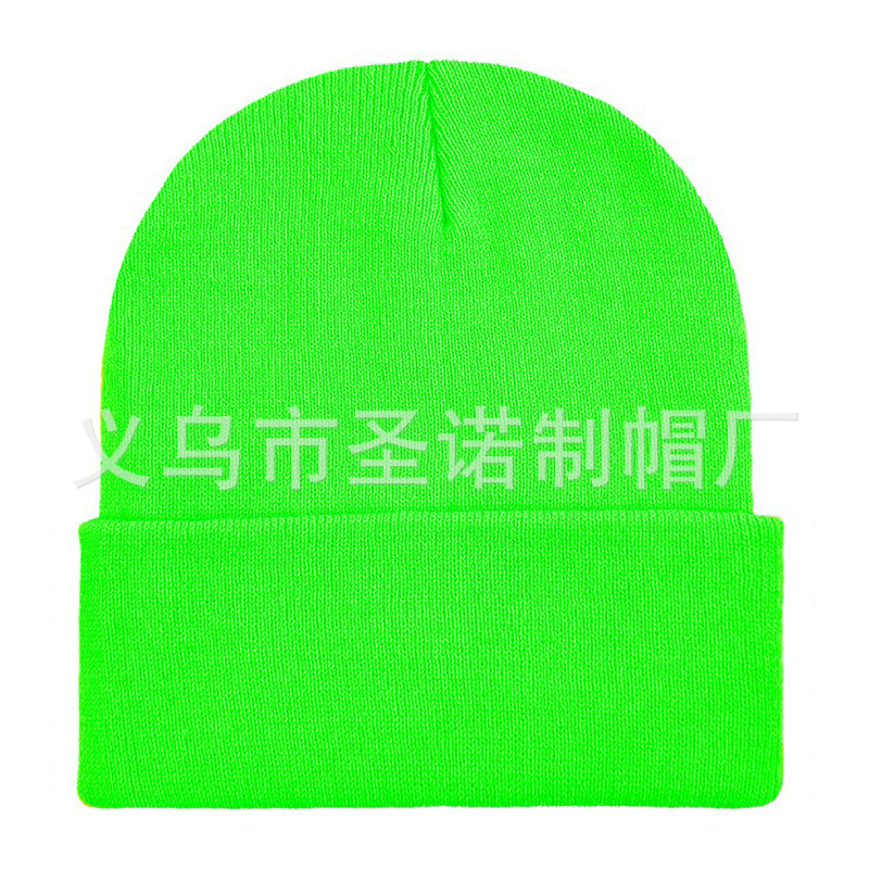 Bordado todo el tablero de luz de color sólido acrílico sombrero de punto europeo y americano otoño e invierno cálido sombrero de lana gorro para hombres y mujeres