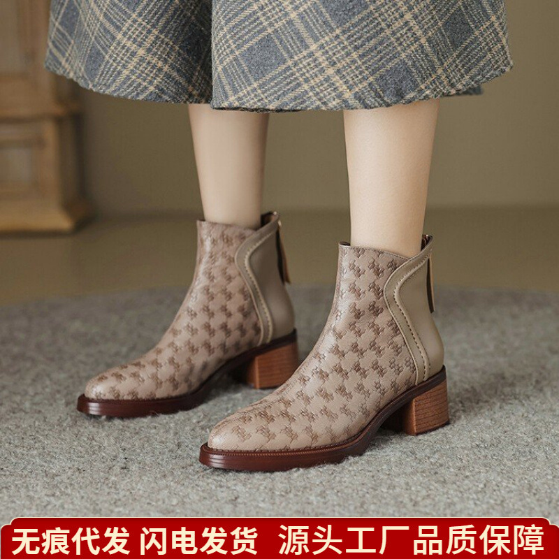 Autumn and winter soft leather thick heel pointed retro Martin boots wholesale fashion all-match foreign style women's shoes factory boots short boots Autumn and winter soft leather thick heel pointed retro Martin boots wholesale fashion all-match foreign style women's shoes factory boots short boots