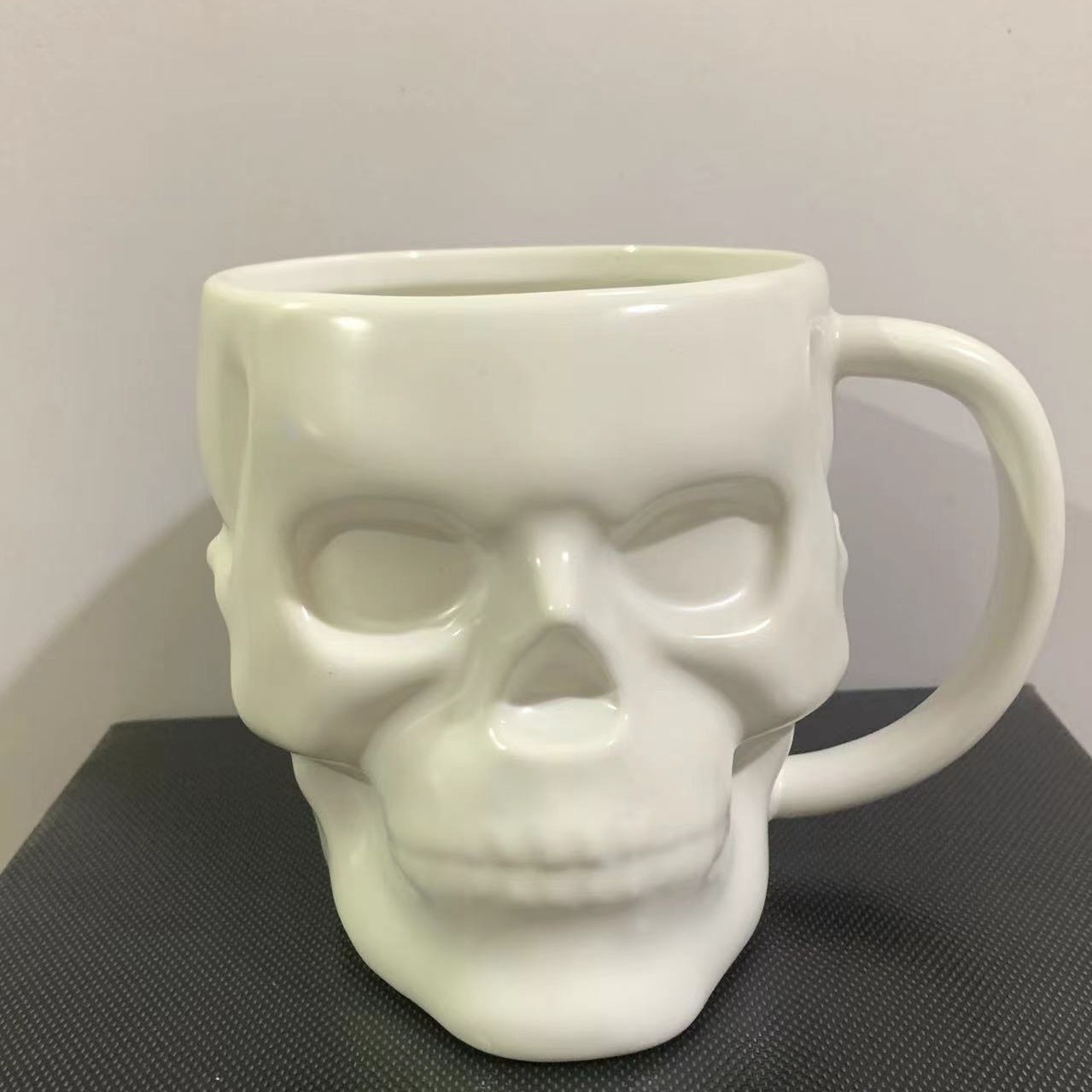 Skull Bar Taza de agua Taza de cerámica Taza de café de oficina Taza de nicho moderna