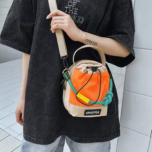 Мини-сумка на шнурке водостойкая для улицы