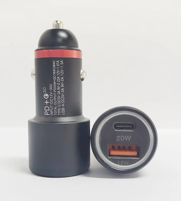 Cross-border foreign trade 38WA C aluminum alloy car charger PD20W QC3.018W car mobile phone fast charging manufacturers (Mobil şarj cihazları) - black-38w-ac-car-charger