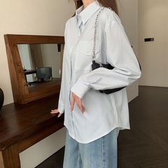 春秋新款宽松蓝色条纹衬衫外套内搭衬衣女法式长袖百搭中长款上衣