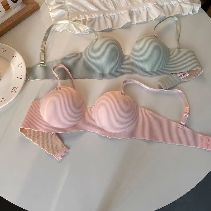 Reggiseno intero push-up da donna color caramella, senza cuciture, senza ferretto, sottile, estivo, intimo di supporto._voghion.com