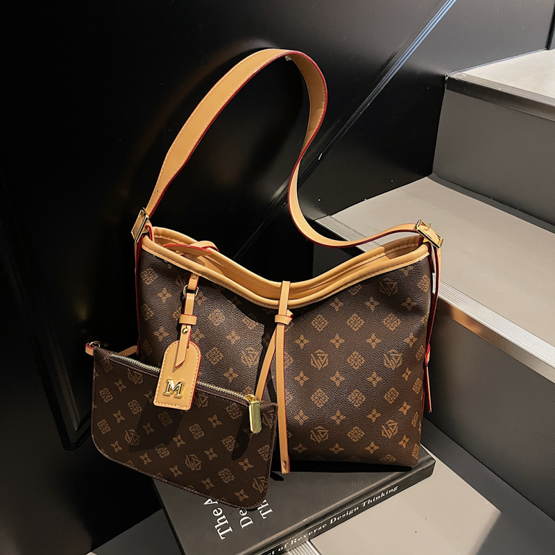 Presbyopic Tote Bag for Women 2025 New Shoulder Crossbody Bag Large Capacity Shopping Bag High-End Commuting Tote Bag for Women