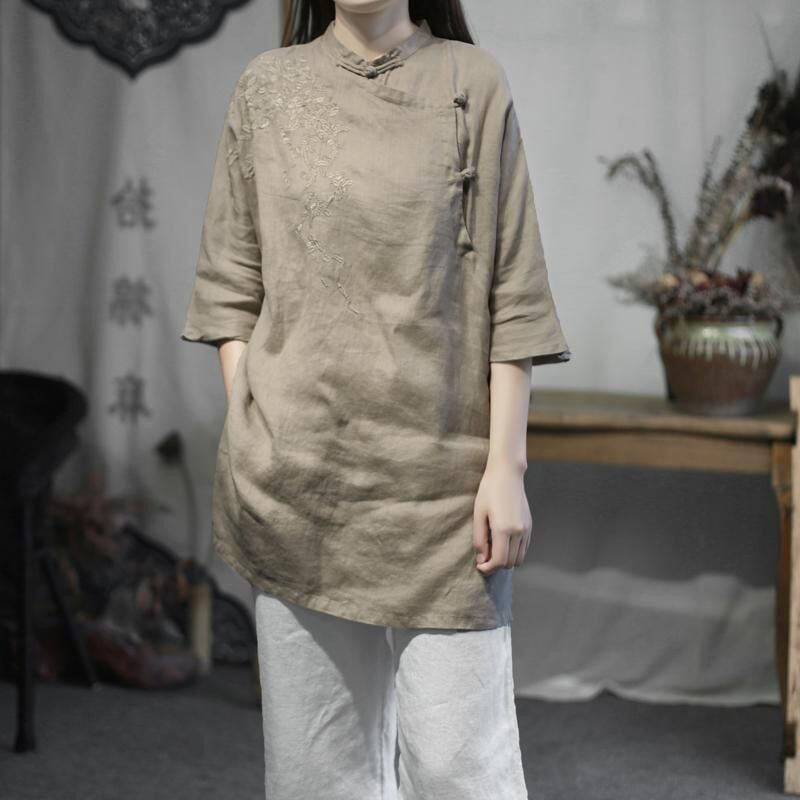 ミドル丈の綿麻スタンドカラートップ刺繍入り婦人服夏の綿麻茶服中国風ボタン改良された新しい中国風Tシャツ|undefined