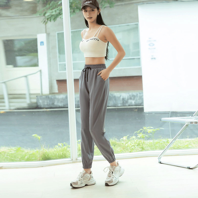 회색 003 스타일