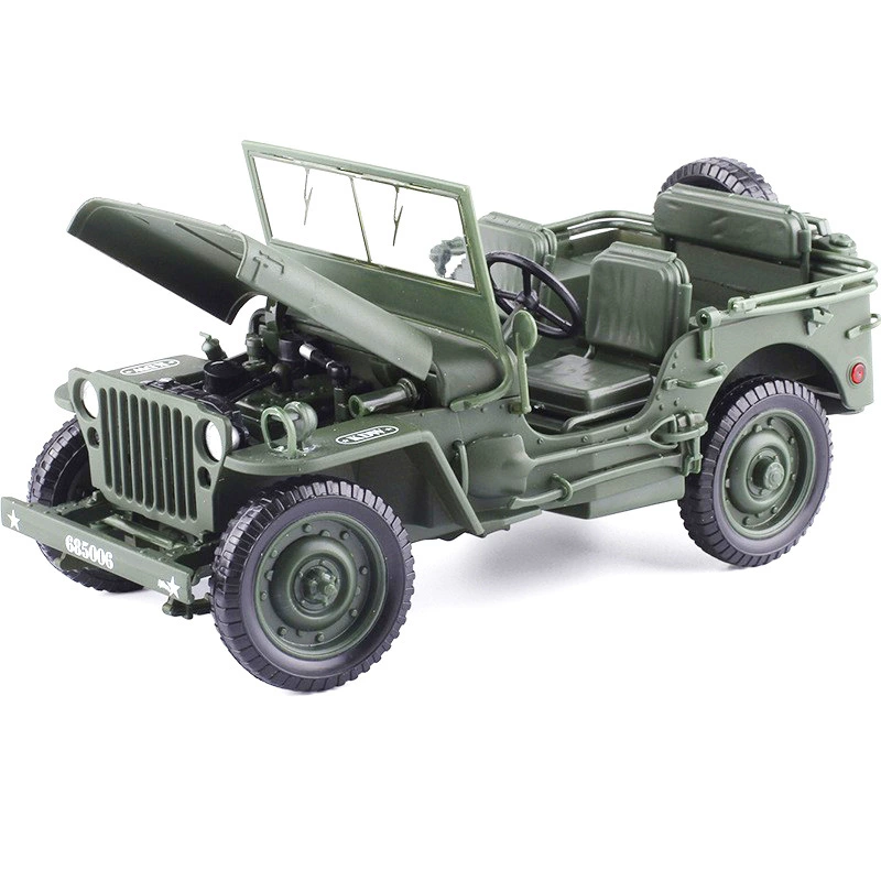автомобильная модель внедорожник боевый автомобиль масштаб 1:18