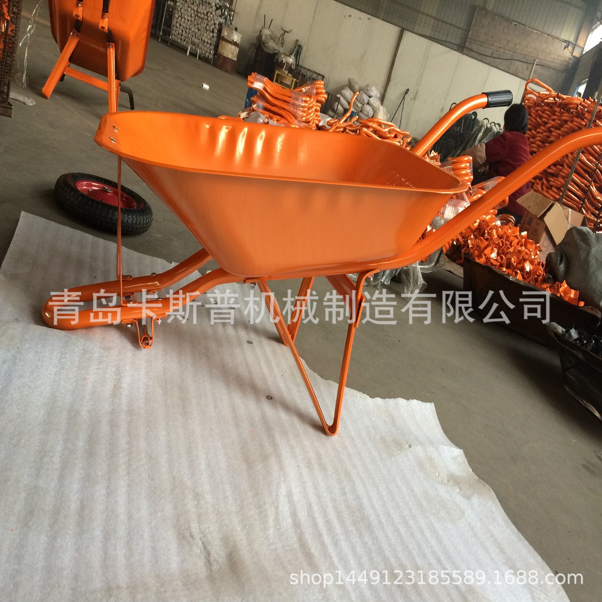 尼日利亚市场独轮手推车 手推车WB6411  WB6211，车把分体手推车