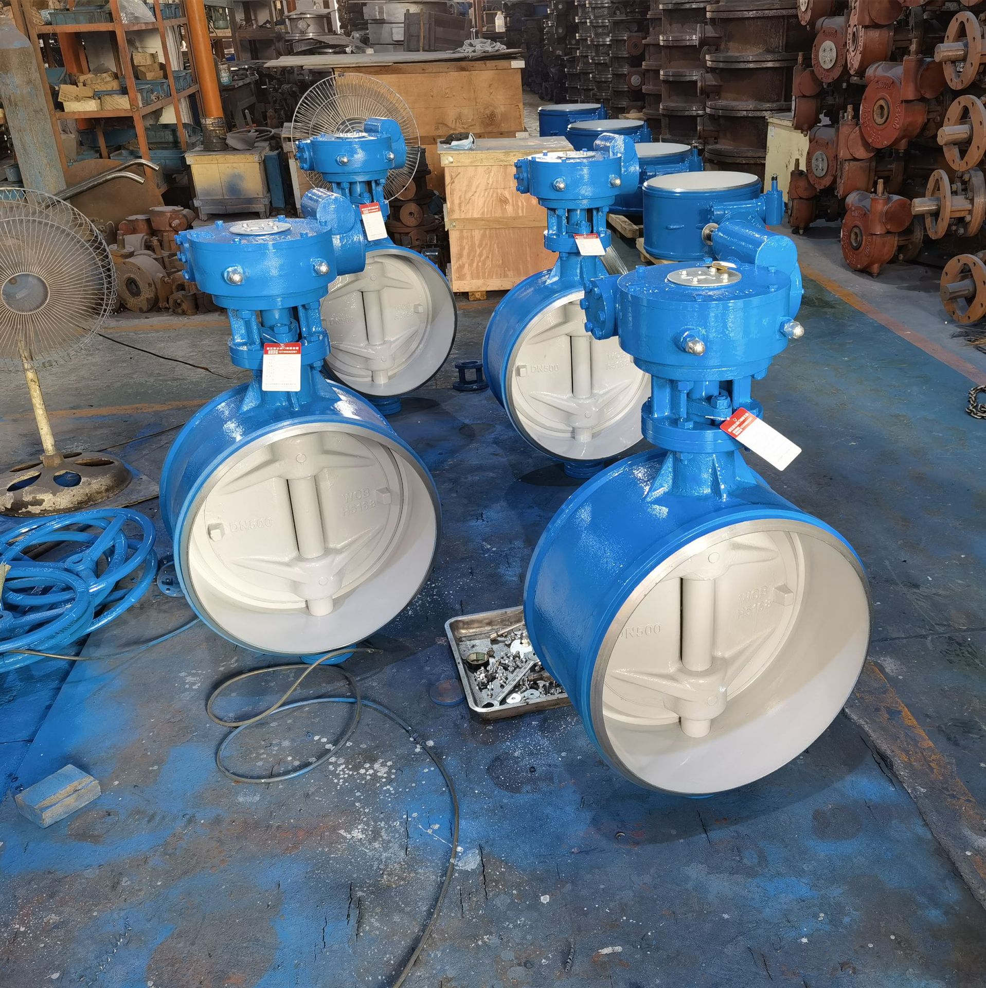 【厂家直销】双向压手动焊接蝶阀DS363H-25C DN200 DN250高品质