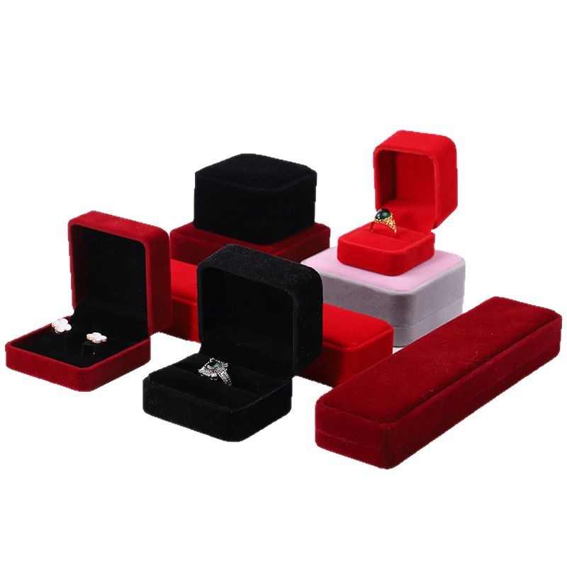 Fuente fábrica venta directa franela joyería caja de embalaje collar pendientes caja de anillo pulsera colgante caja de cadena de mano al por mayor