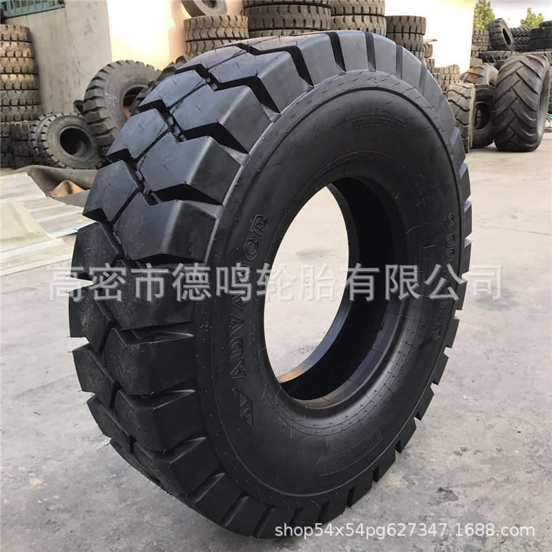 Suministro de maquinaria de construcción neumático 9.00-16 neumático de cargador pequeño 900-16