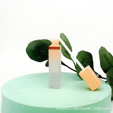 ���ʹ�8�����F؛��ɫ�w͸��ƿ�ڼt�ܿչ��ɫ���L�������l����ƿ