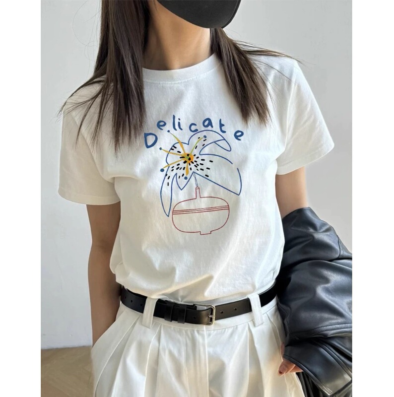 Japanese Style Vintage Hand-painted Vase Cartoon Printed White Short-sleeved Women's T-shirt Summer Round Neck Shoulder Wide Loose T-shirt