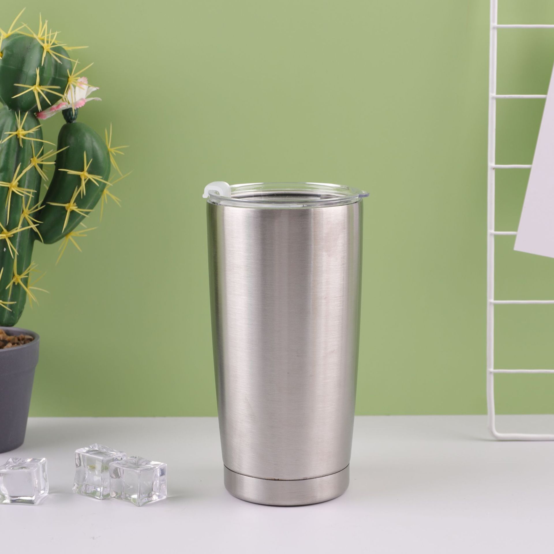 20oz tazas de automóviles de plástico por pulverización transfronteriza cerveza al aire libre tazas de aislamiento térmico 304 tazas de acero inoxidable tazas de hielo portátiles mayoristas