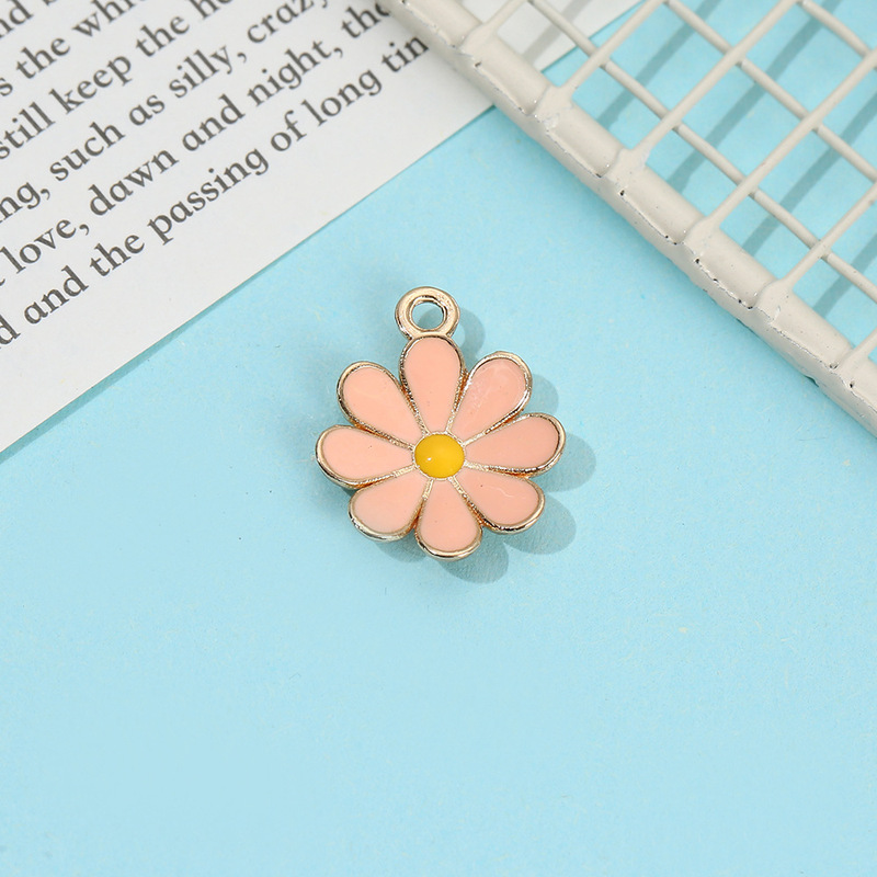 マルチカラーの小さなデイジーの花びら合金ドリップオイルジュエリーペンダント diy キーホルダーイヤリングネックレスペンダントアクセサリー|undefined