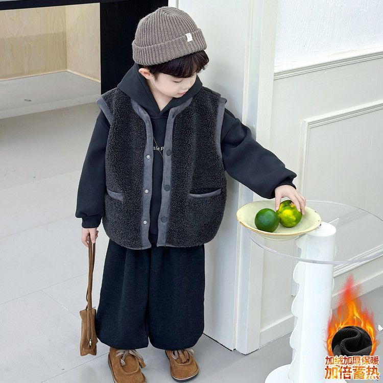 男童加绒卫衣套装秋冬装2025新款儿童帅气马甲三件套男孩冬季潮