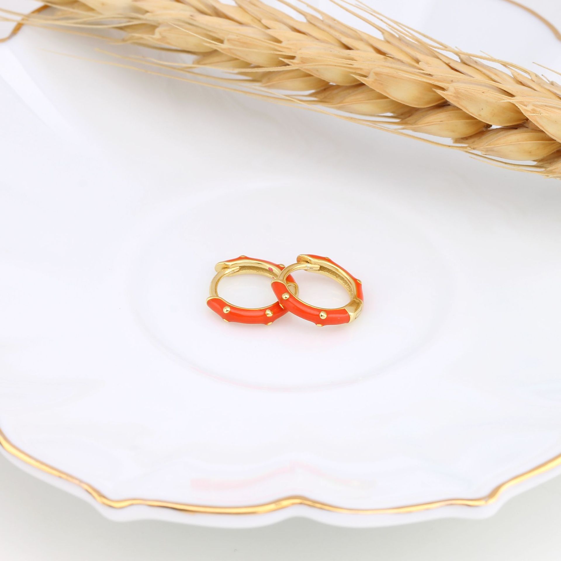 1 Pair Simple Style Round Enamel Plating Sterling Silver White Gold Plated Gold Plated Earrings display picture 4