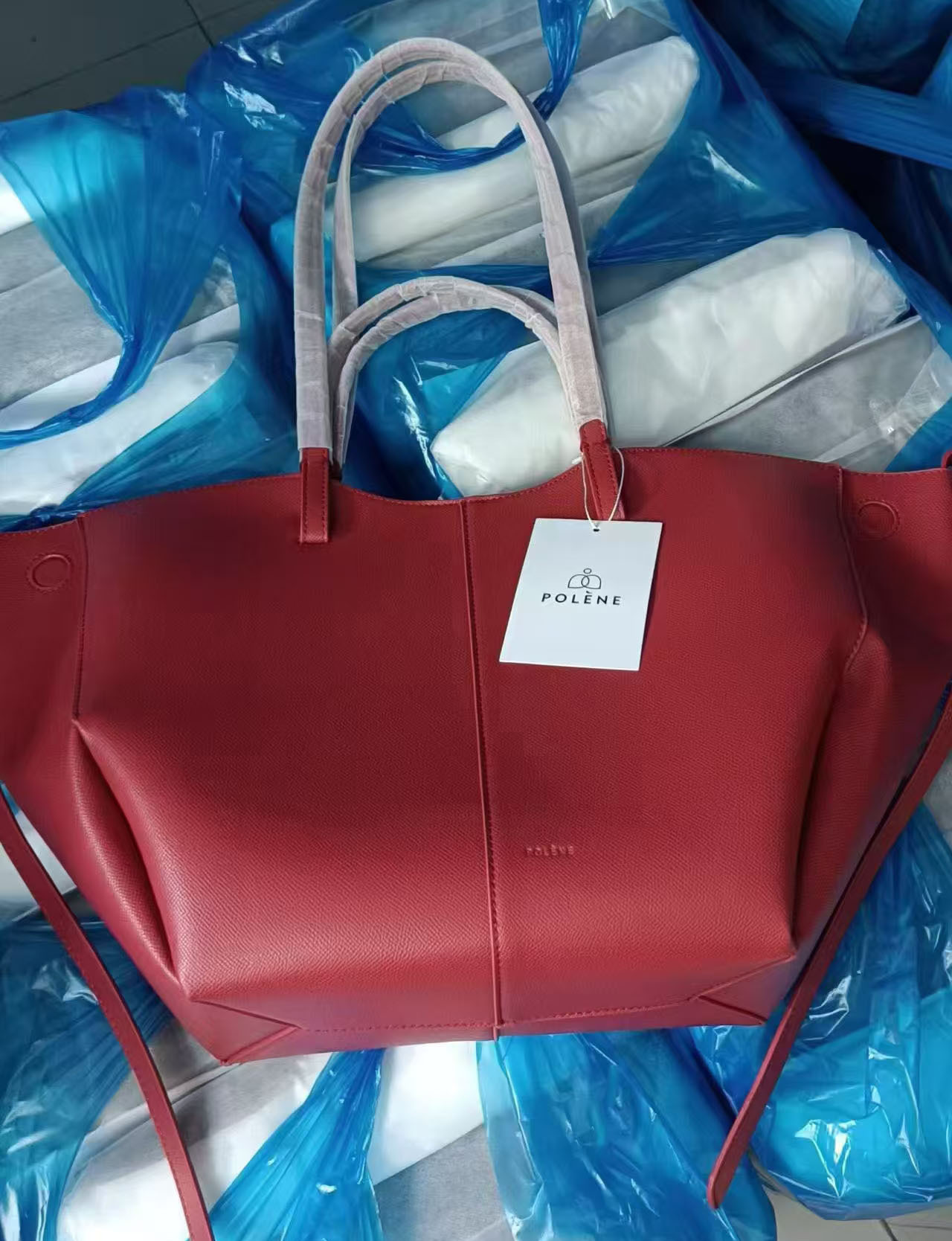 現物polen波霊恩翼包Cyme牛革バケツバッグトート大容量通勤女性バッグ