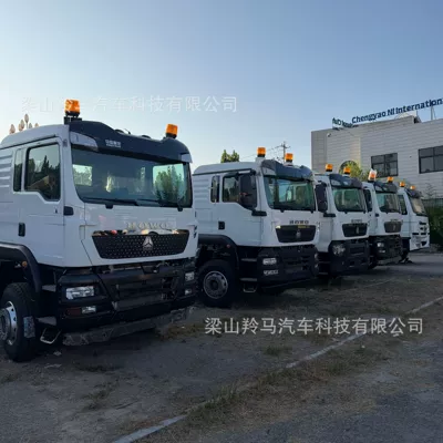 Exporting heavy-duty HOWO TX6X4 Ağır yük qoşquları