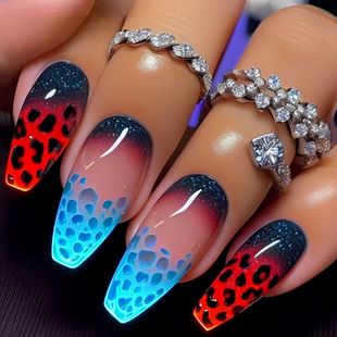 ���L������������NƬ �W���r�еļ�ָ���NƬ �{ɫ�tɫ��Ⱦ���y�D