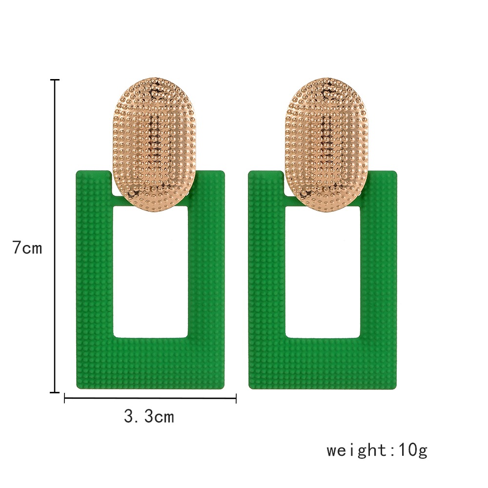 Retro Oval Rechteck Metall Sprühfarbe Überzug Frau Tropfenohrringe display picture 1