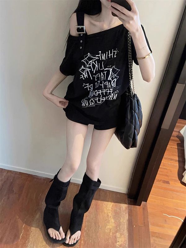 American-Style Hong Kong Fashion Spicy Girl Off-Shoulder Short-Sleeve T-Shirt for Women, Summer Design, Niche Style, Sweet and Cool, Loose Fit, Slimming Top