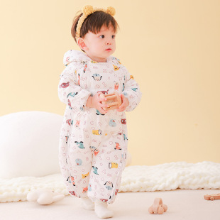 Baby down jacket jumpsuit class a 90 white duck down baby romper thickened newborn holding clothes out