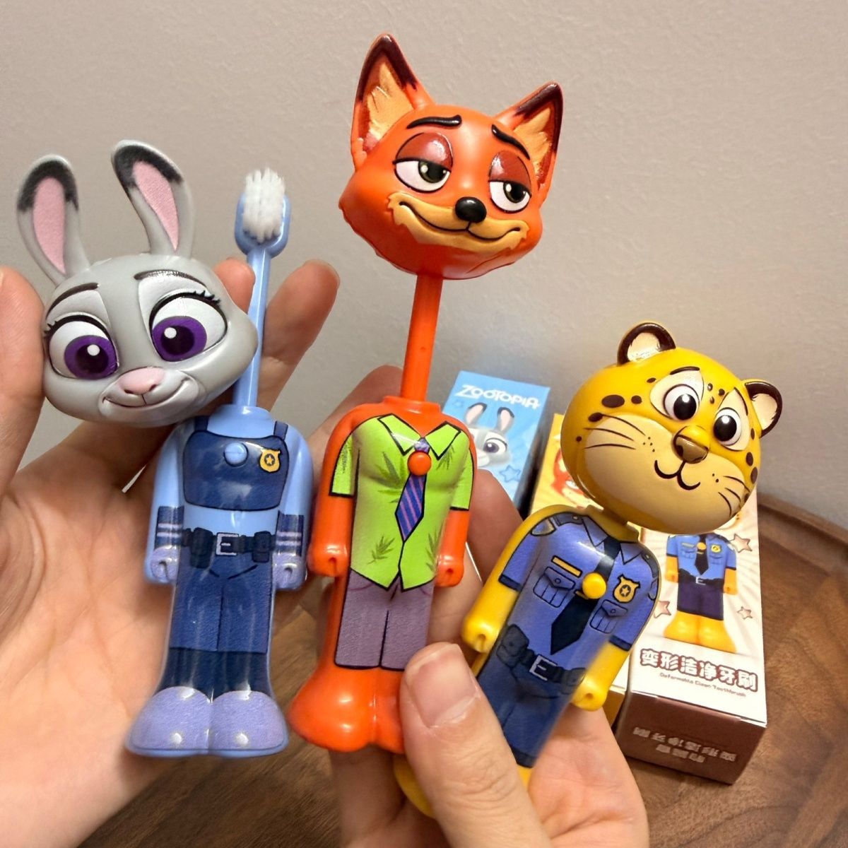 Cartoon soft transformer, children's adjustable toothbrush