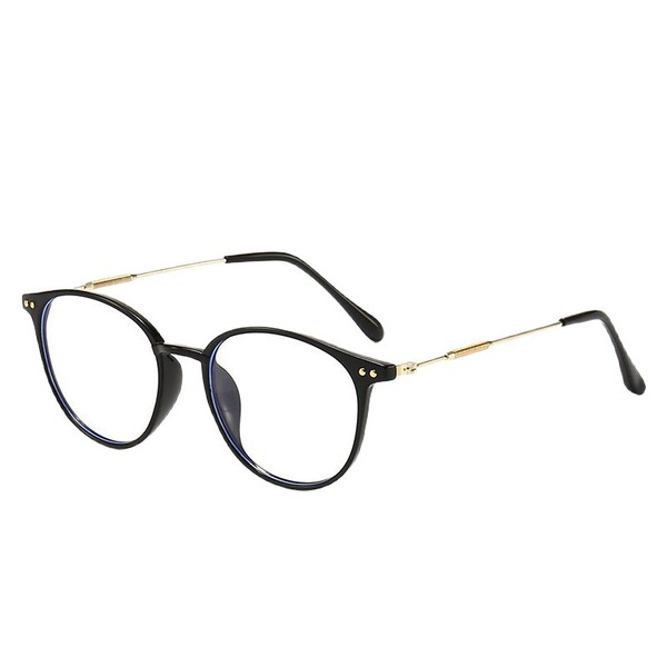 Fashionable retro glasses for elderly