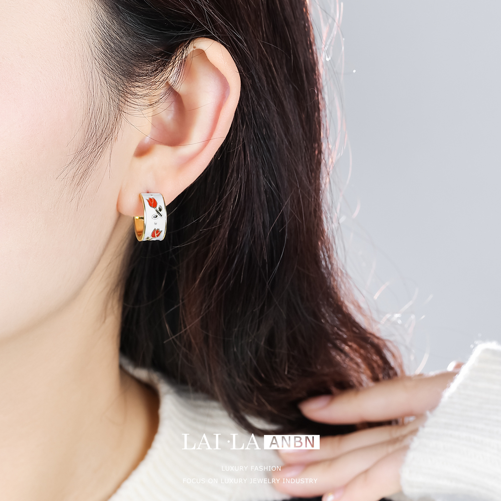 Mosquito bobina clip de oído de las mujeres retro aceite goteo tulipán semicírculo 2023 nuevos pendientes de moda al por mayor