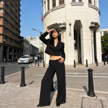 ���ĬF؛row�Ҵ�������ϵ���ȴ������eѝŮ�@���L�@���ɾo��ͨ