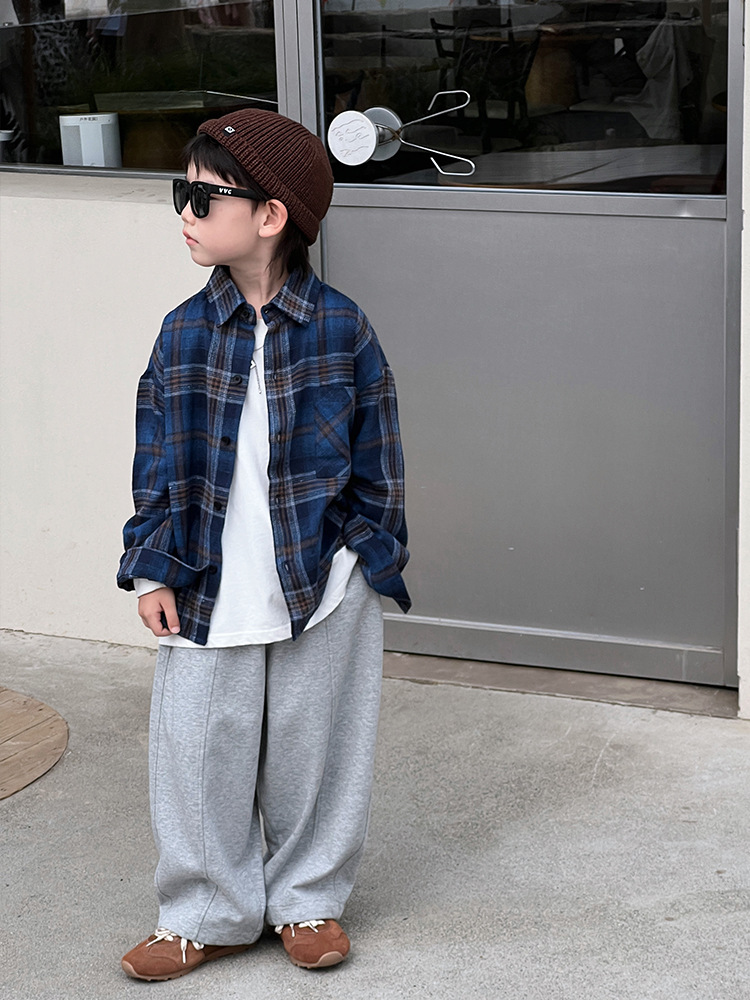 Camisas de mangas largas para niños camisas a cuadros primavera y otoño 2025 nuevo tipo de chaqueta de otoño casual para niños pequeños