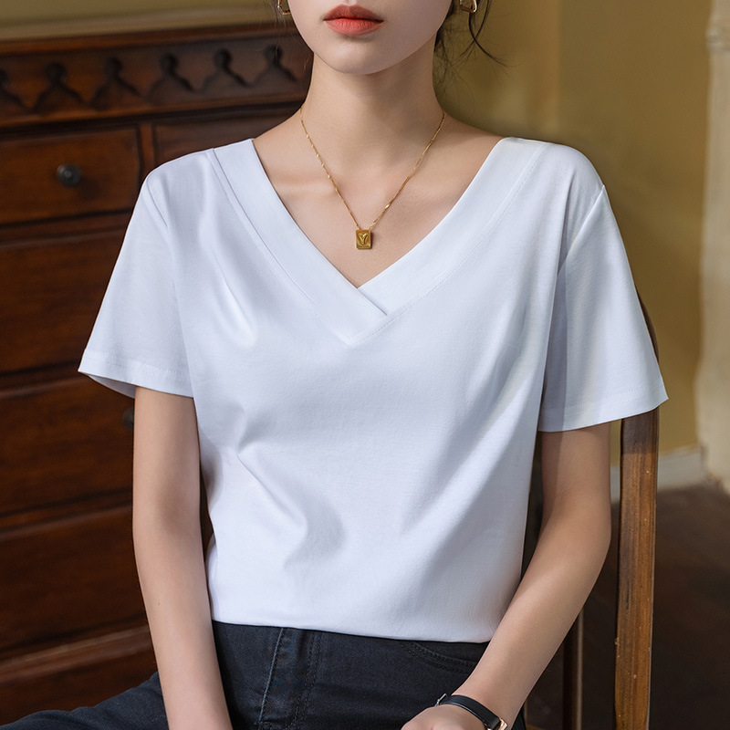 Camiseta de manga corta de algodón mercerizado con tacto helado para mujer, nueva colección de ropa femenina para el verano de 2025, camiseta de algodón puro con cuello en V de borde ancho, top elegante que realza la figura. image 8