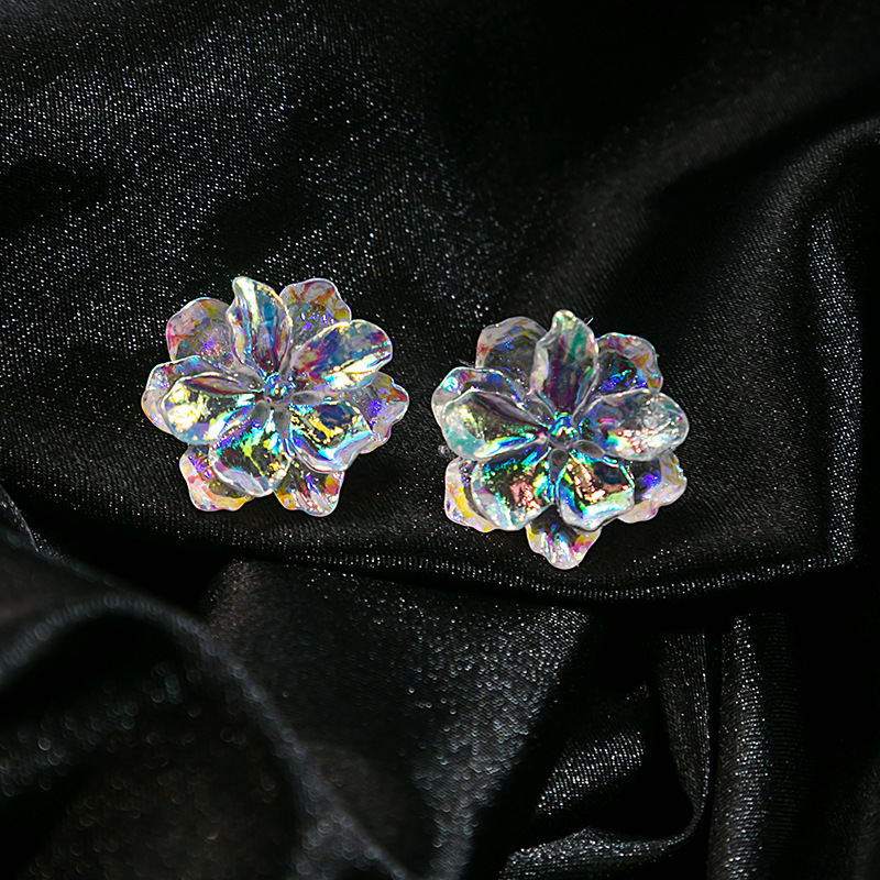 Daily Occasion Resin Material 1 Pair Sweet Flower Plating Resin Ear Studs