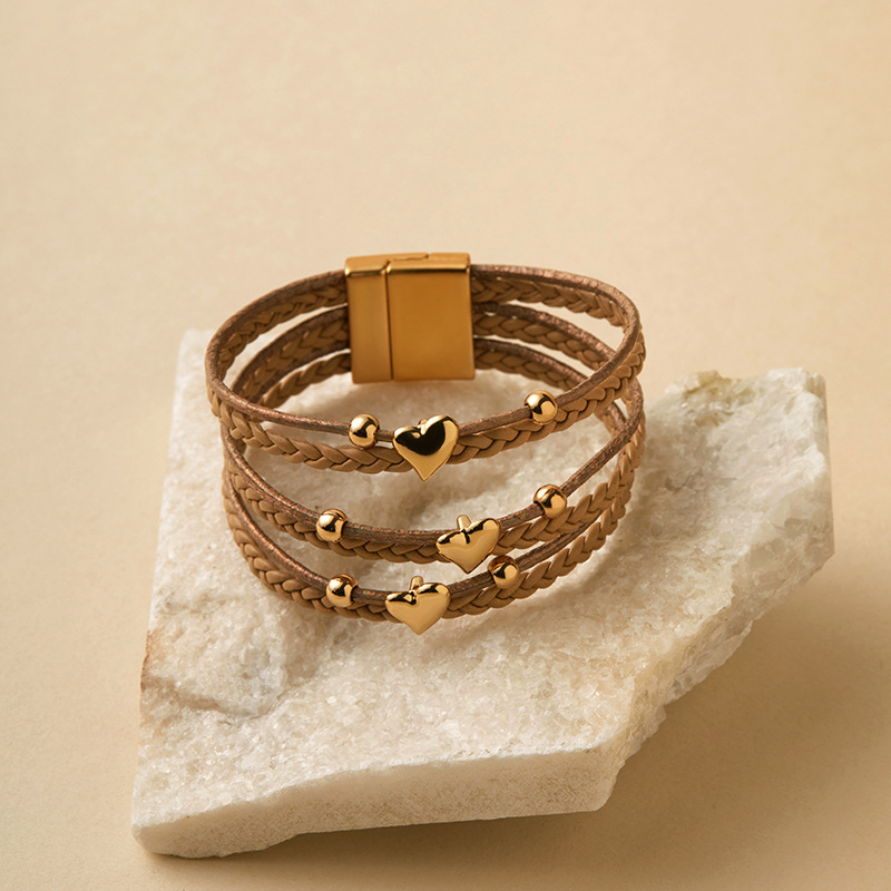 Retro Streetwear Heart Shape Pu Leather Alloy Wrap Bracelets Wholesale display picture 13