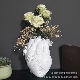 树脂工艺品;塑料工艺品;木质工艺品